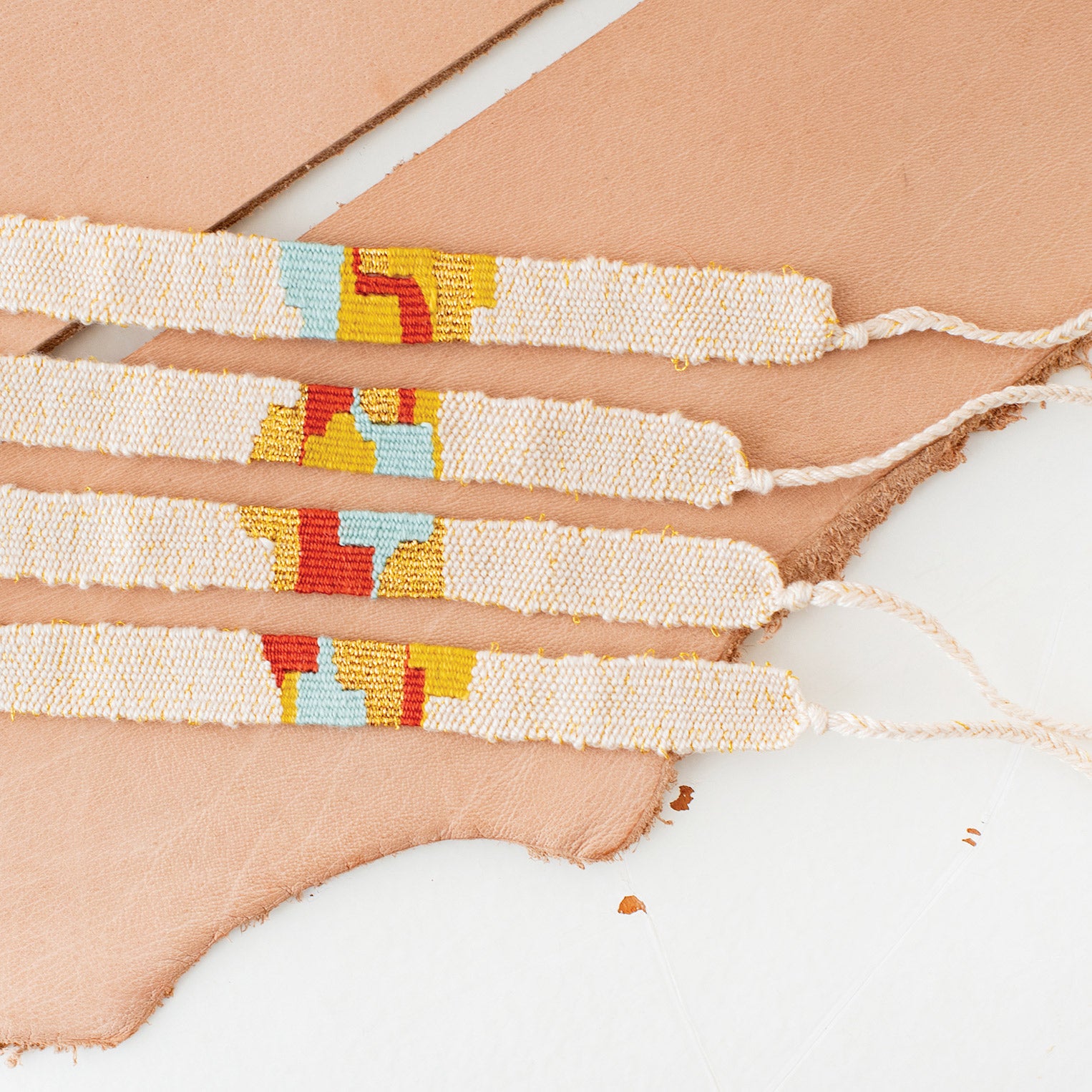 Lojan: Inkle Loom for Braid & Band Weaving