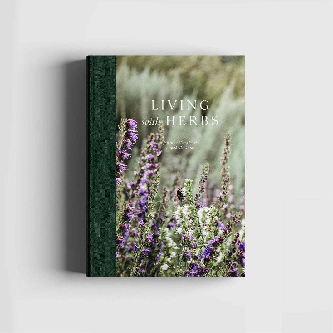 Book : Living with Herbs