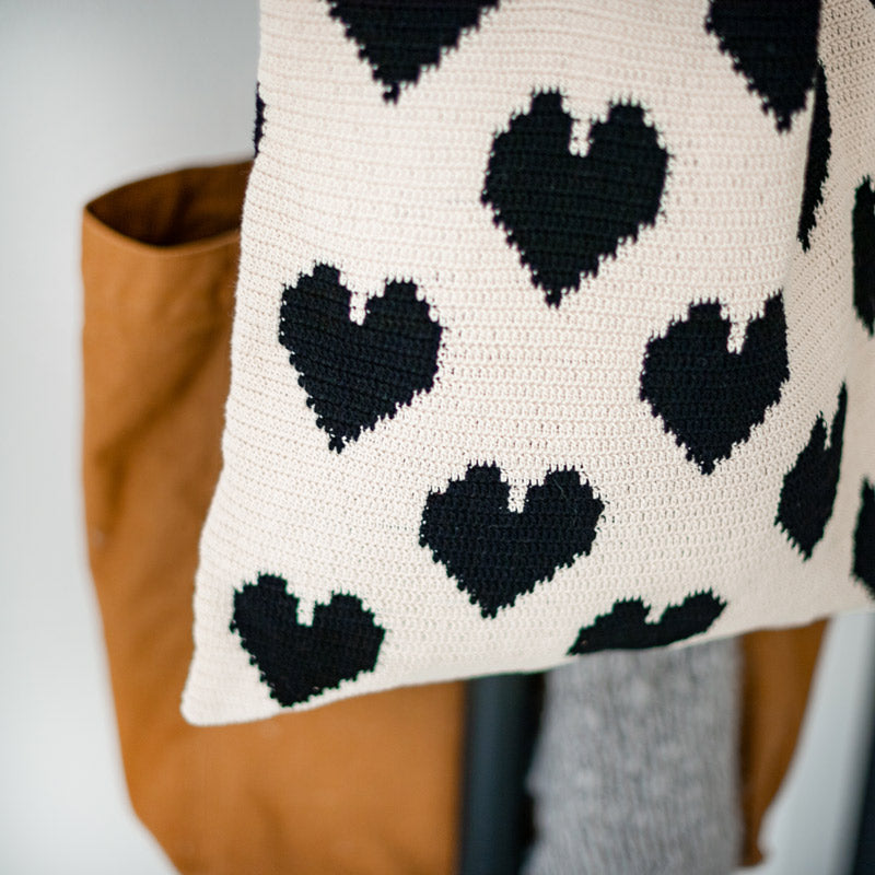 Crochet Kit: Hearts Bag