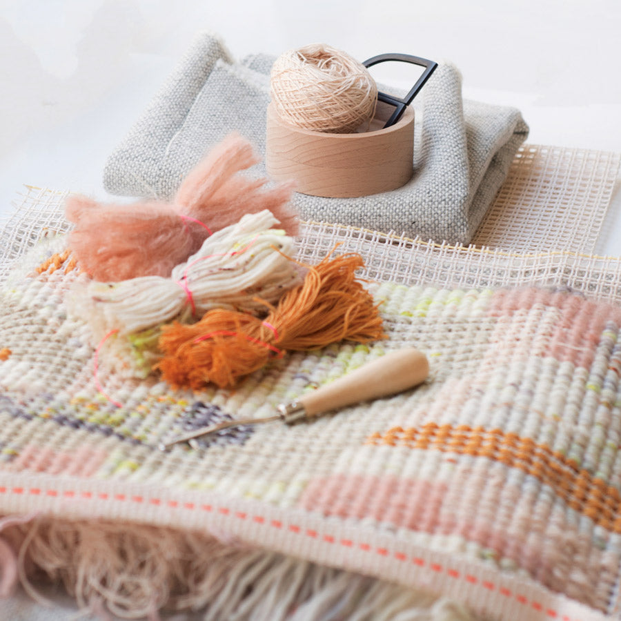 Latch Hook Kit: Shaggy Cushion