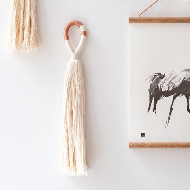 KOEL Handmade: Tassel - White