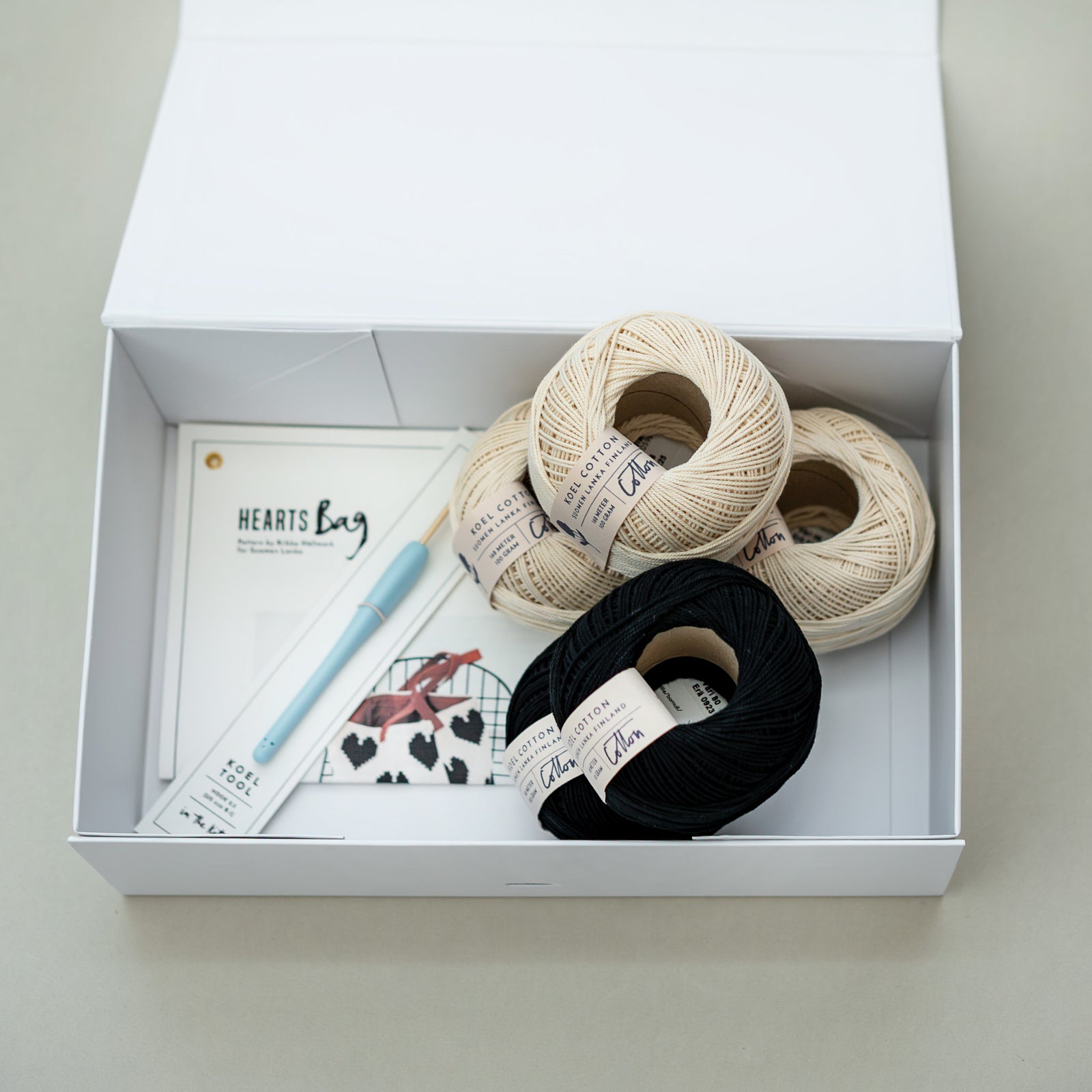 Crochet Kit: Hearts Bag