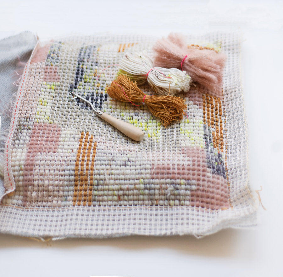 Latch Hook Kit: Shaggy Cushion