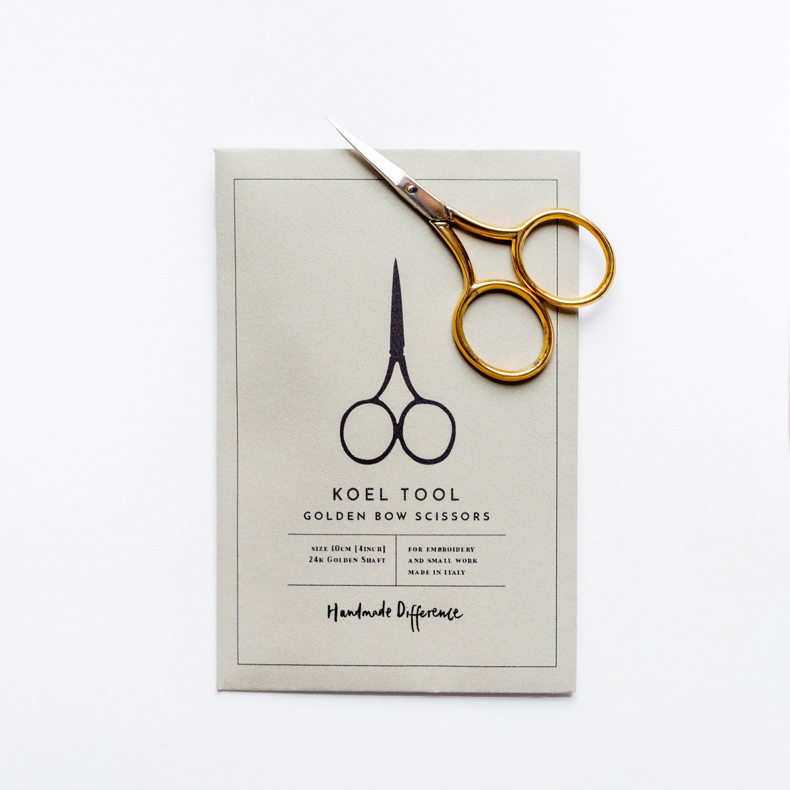 Golden Wide Bow Scissors