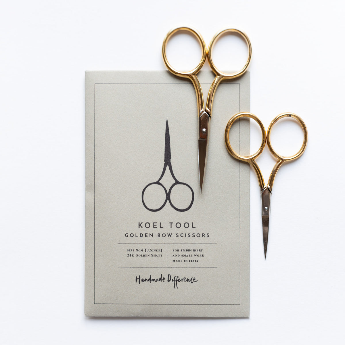Golden Wide Bow Scissors