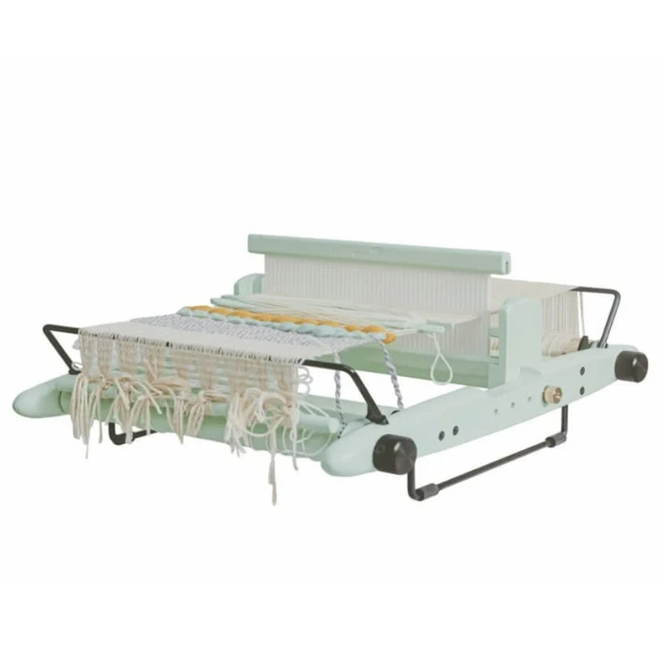 Kromski: Weaving The Presto Rigid Heddle Loom