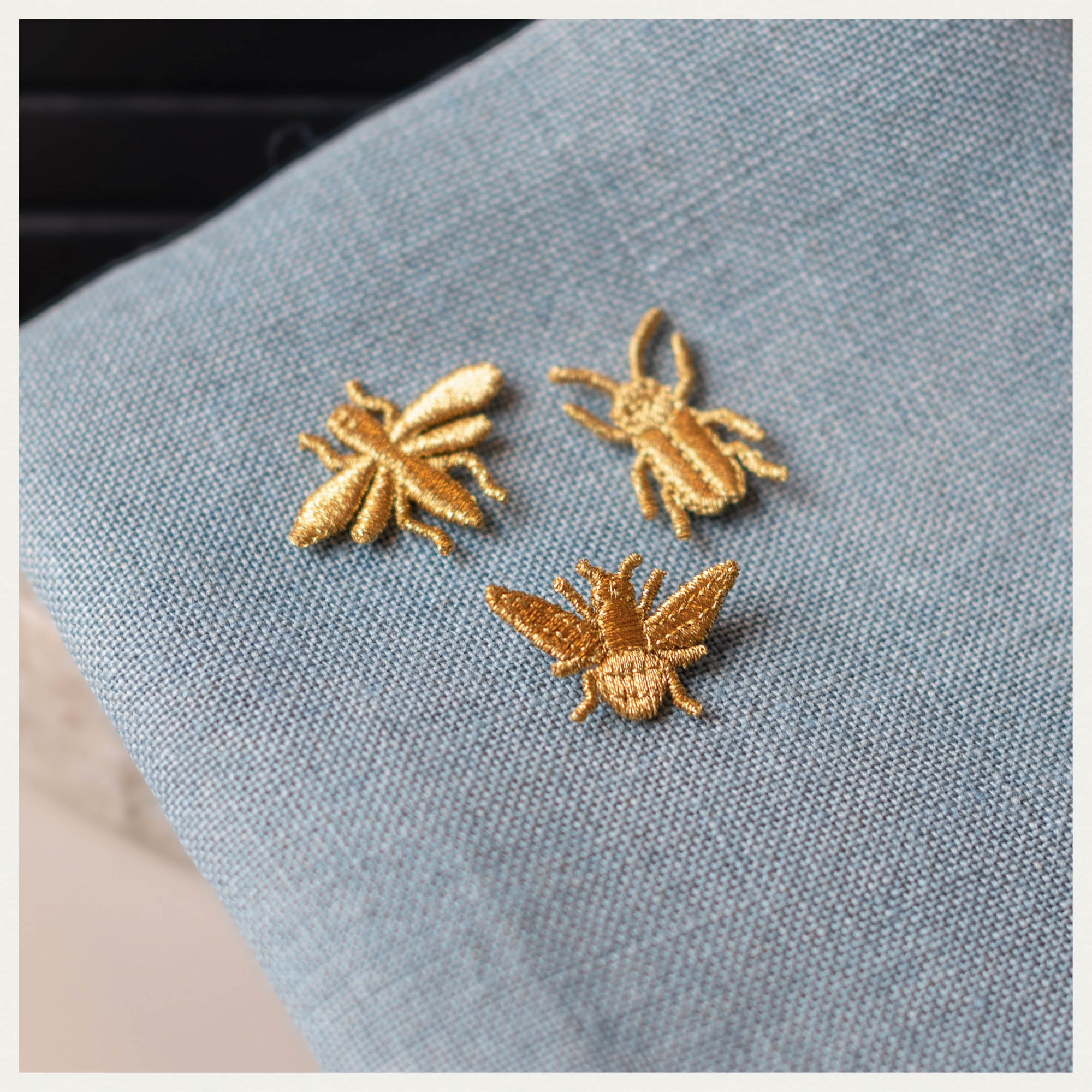 3 Little Bugs - Golden Embroidered Brooches