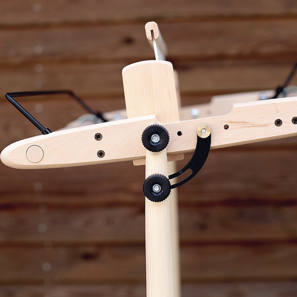 Kromski: Weaving The Presto Stand