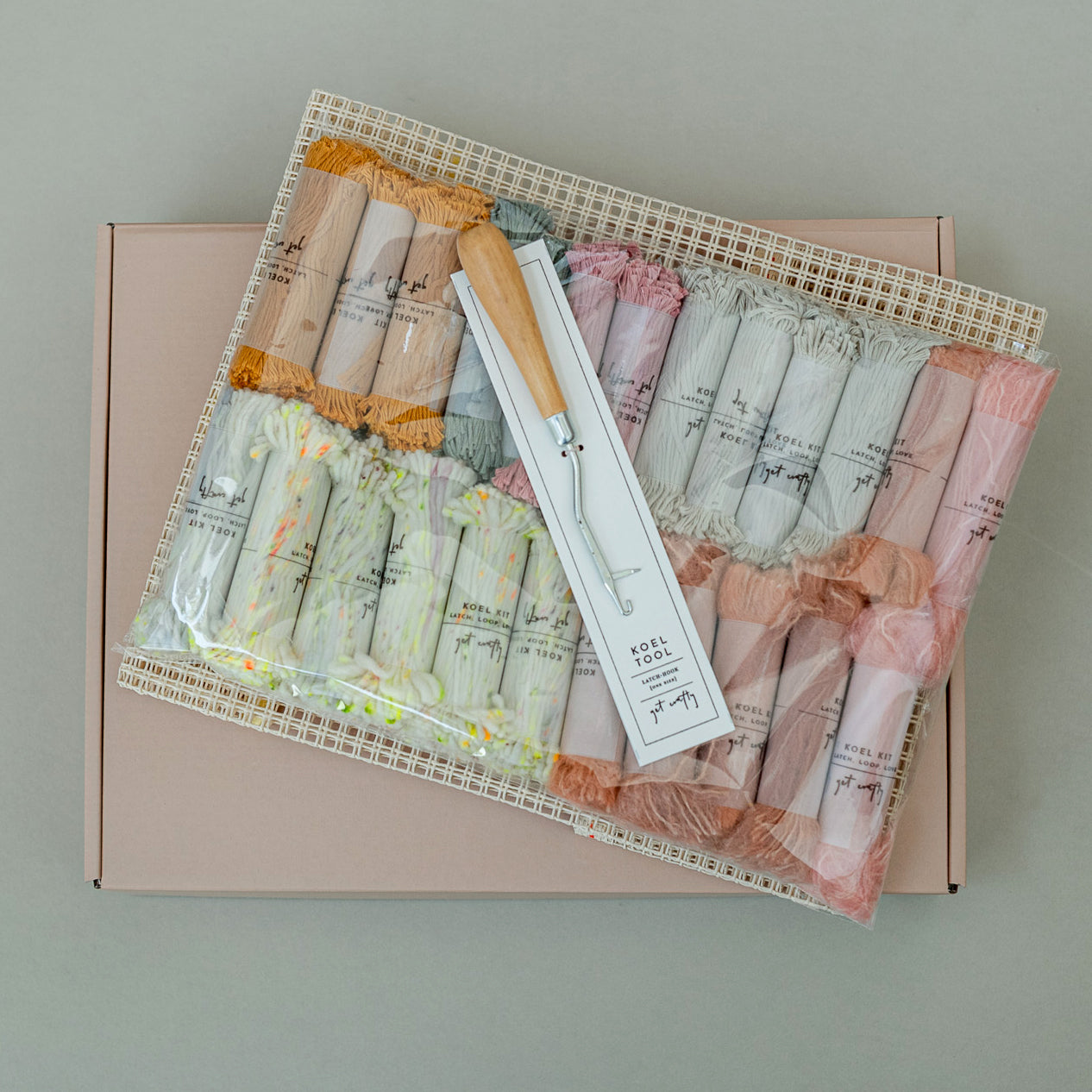 Latch Hook Kit: Shaggy Cushion