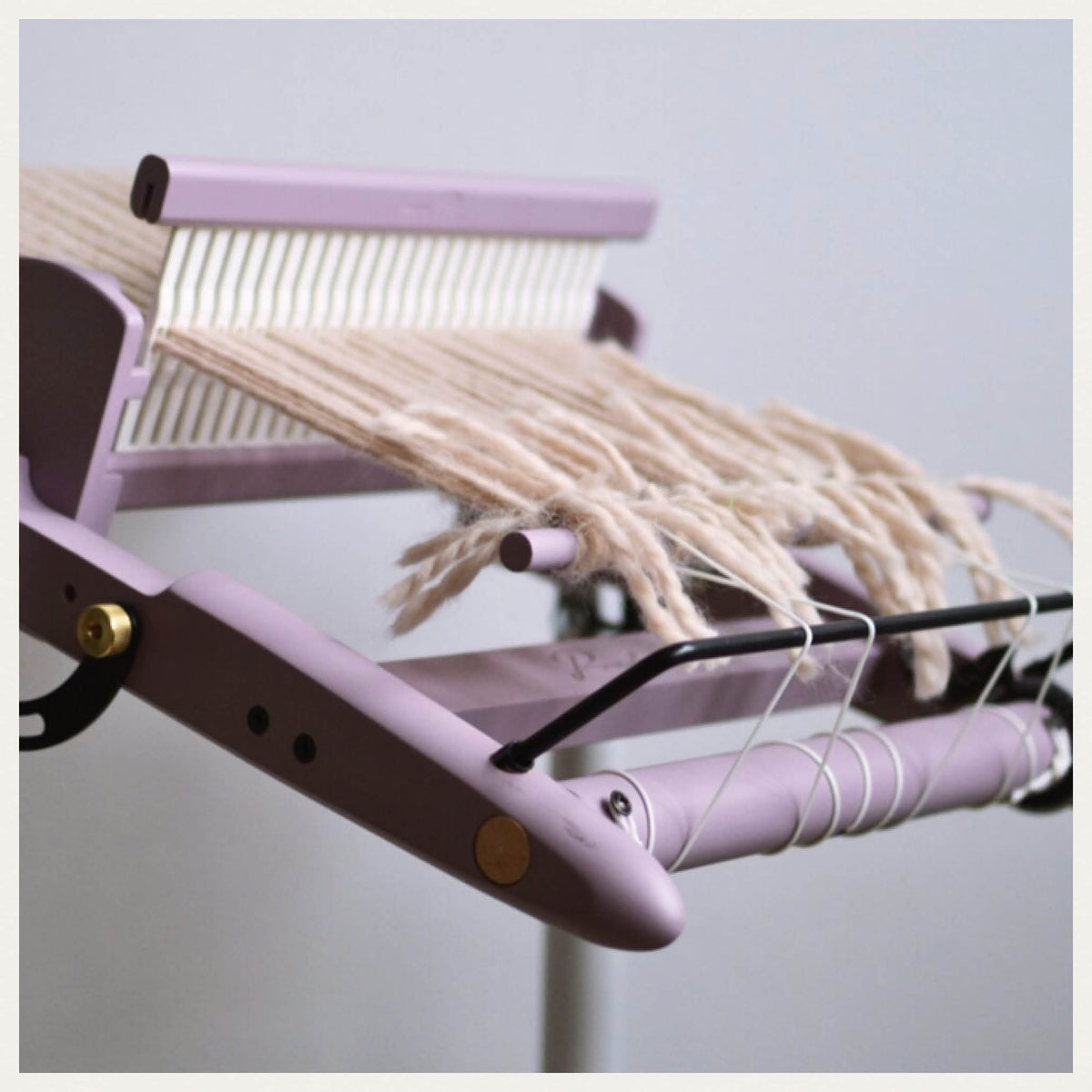 Kromski: Weaving The Presto Rigid Heddle Loom