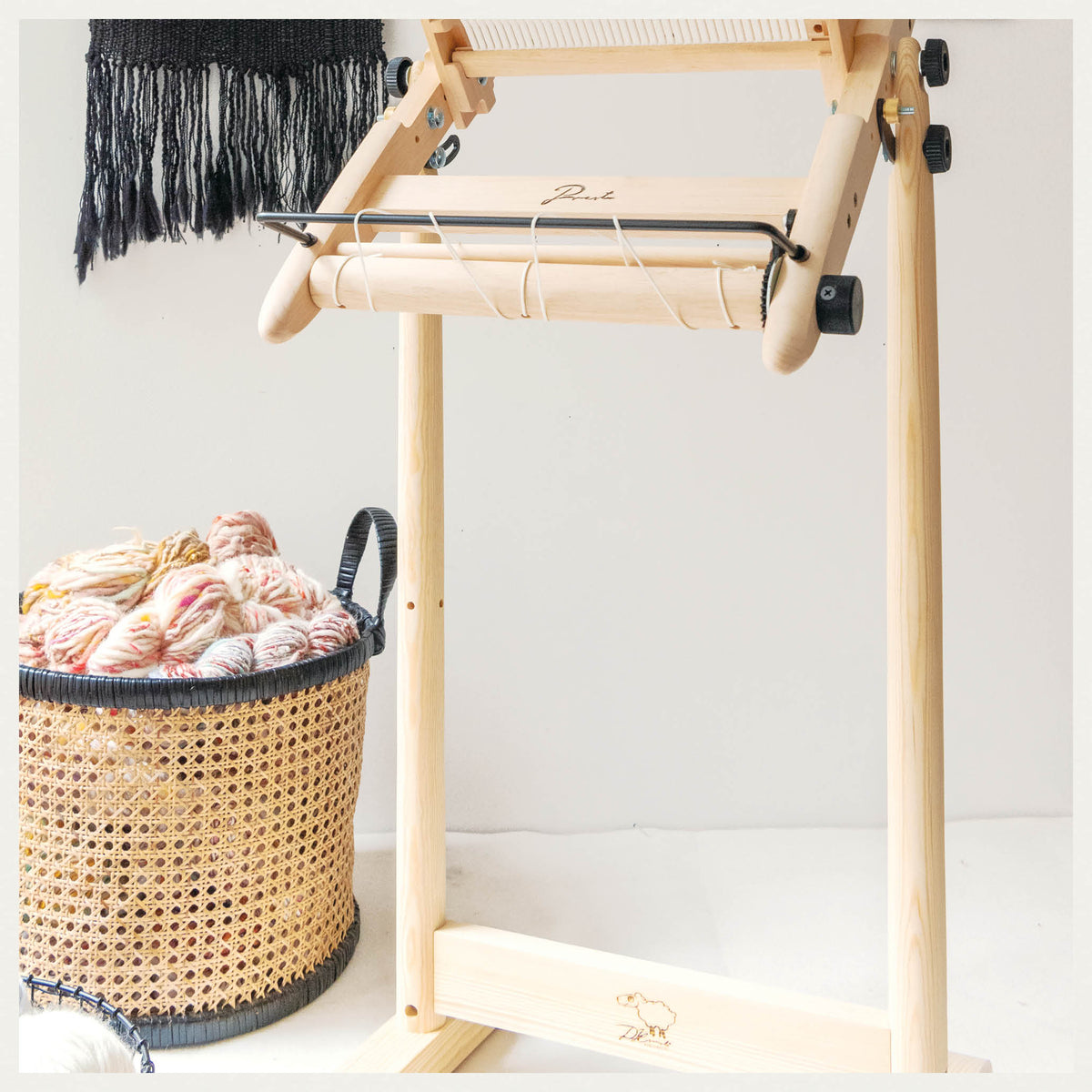Kromski: Weaving The Presto Stand