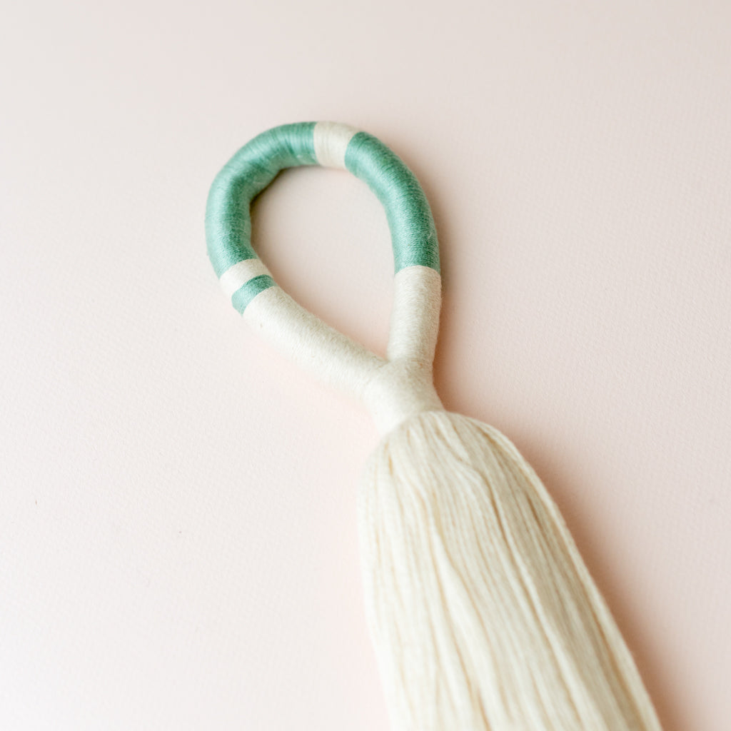 KOEL Handmade: Tassel - White