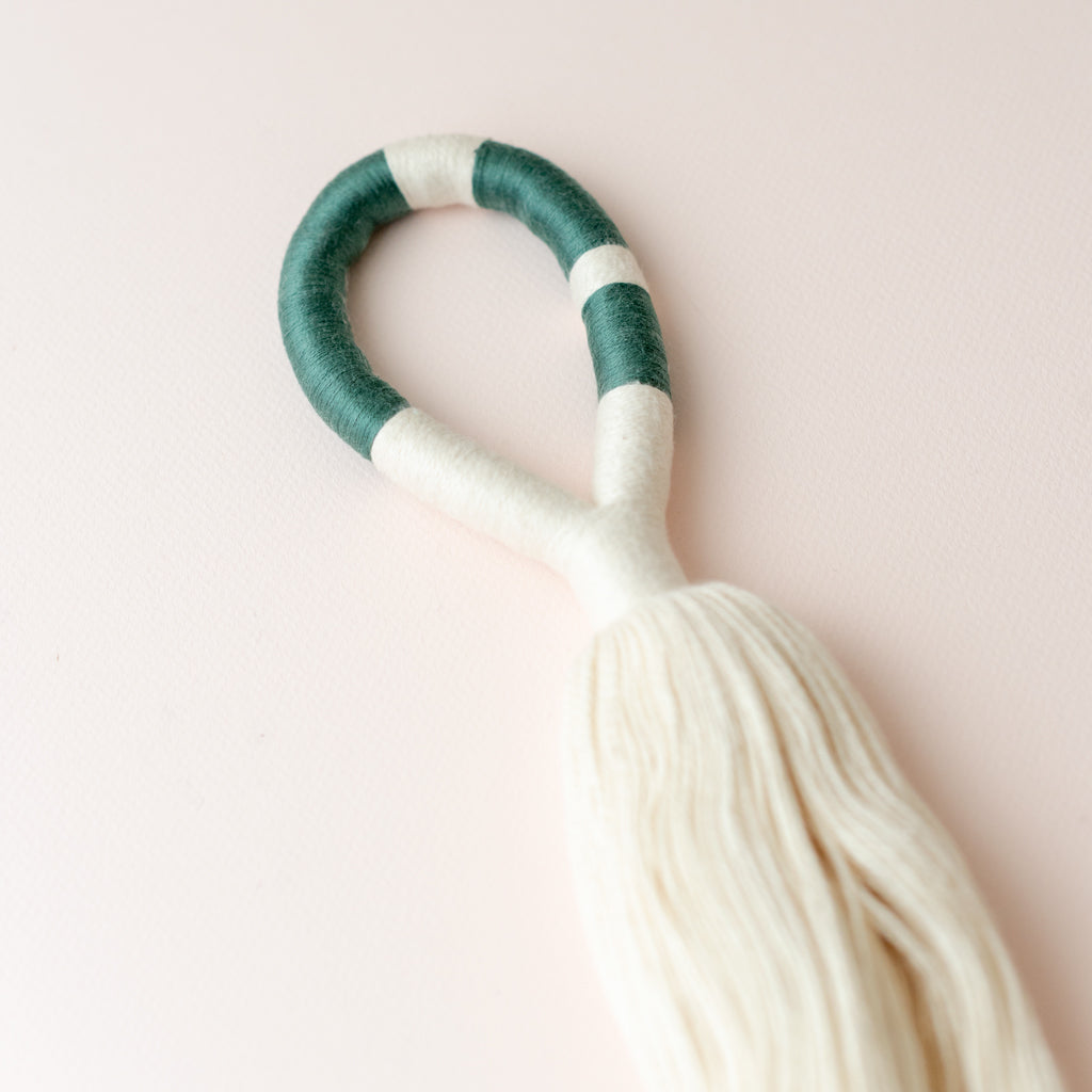 KOEL Handmade: Tassel - White